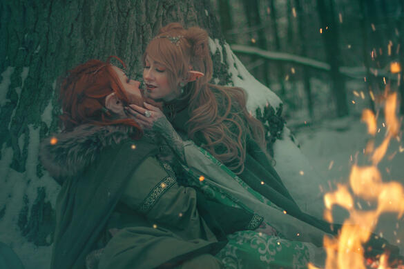 By Glasmond, with Cira Meisen